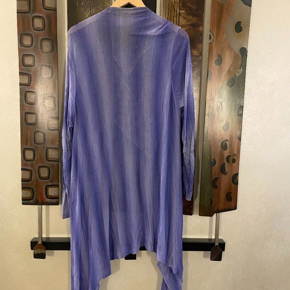 Long cardigan in shades of purple by Attitudes. L - Picture 4 of 4